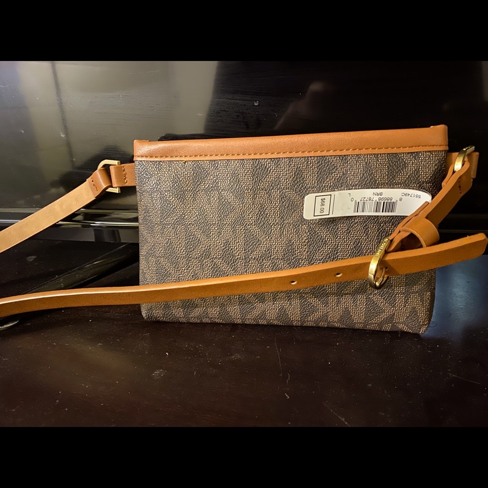 Micheal kors belt bag